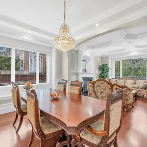  Pensión Luxurious Getaway In Vancouver-private With Attached Bathroom