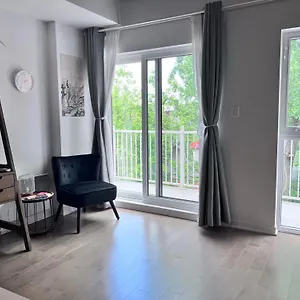 Apartment 1 Min To Metro, New Condo, Lovely Cozy Studio